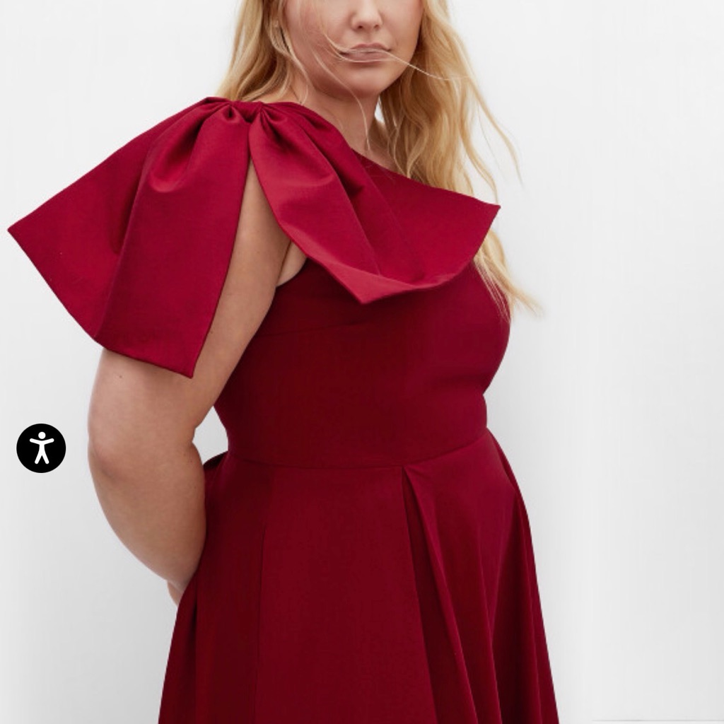 City Chic One-Shoulder Bow Dress In Wine